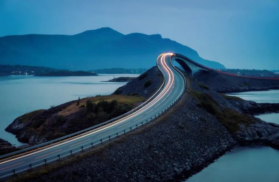 Noruega: la ruta que levita sobre el océano