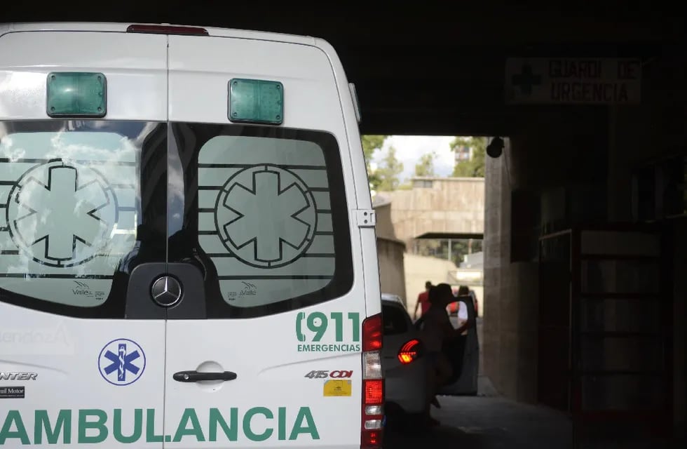 Accidente, ambulancia, hospital de Mendoza