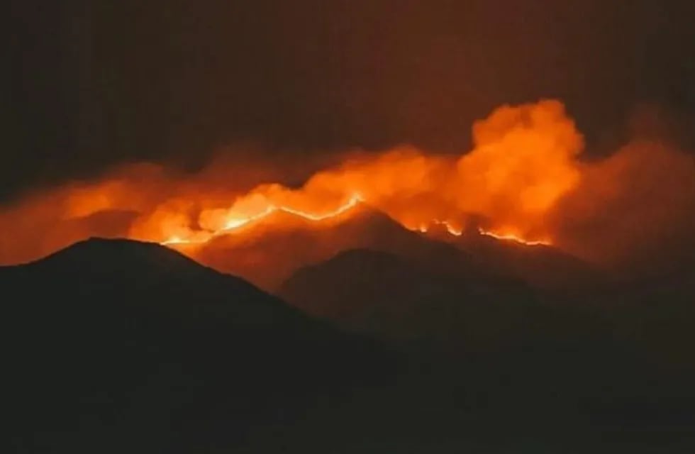 Incendio forestal en Capilla del Monte. Foto: Charli Parrilla