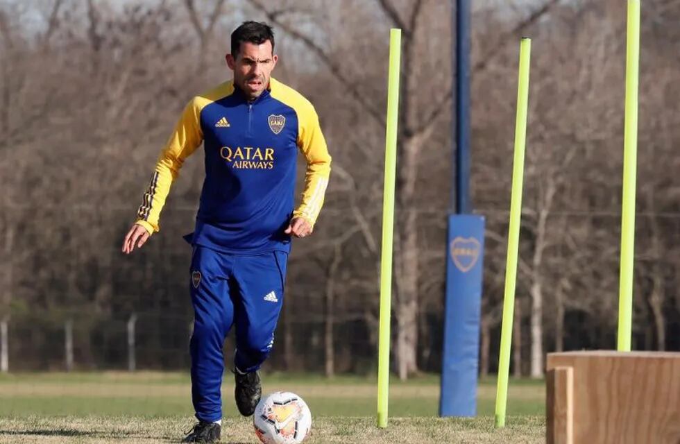 El plantel de Boca Juniors regresó a los entrenamientos en grupos reducidos y con la ausencia de Agustín Almendra, quien se encuentra aislado por haber dado positivo de coronavirus. (Prensa Boca)
