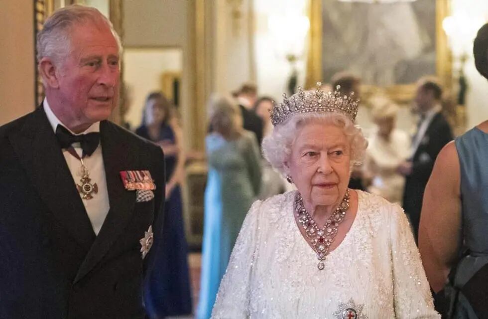 Carlos III será coronado como rey de Gran Bretaña y se aguardan por los detalles del funeral de la reina.