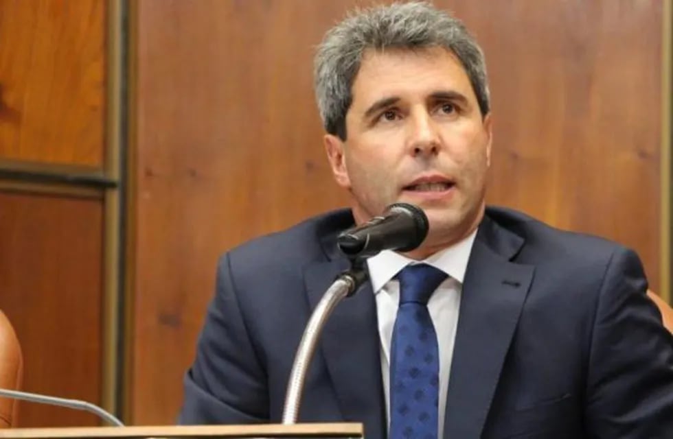 Sergio Uñac durante su discurso de asunción en la Cámara de Diputados de San Juan.