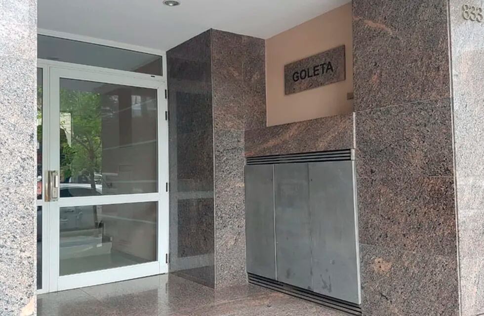Robaron tres departamentos de un mismo piso en un edificio de Alta Córdoba.