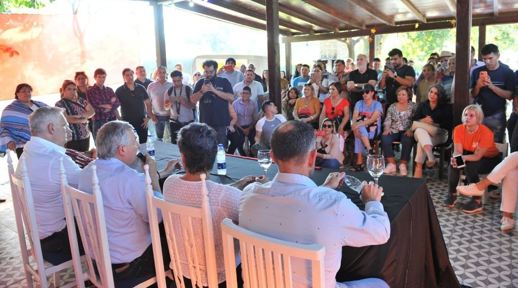 El precandidato a vicepresidente por Juntos por el Cambio (JxC) Gerardo Morales se reunió en Formosa con candidatos y dirigentes en campaña de cara a las elecciones PASO del próximo domingo 13.