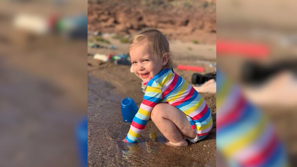 Paz Goretti, la bebé de 2 años que fue salvada de ahogarse, fue dada de alta y su mamá lo dio a conocer con un tierno video