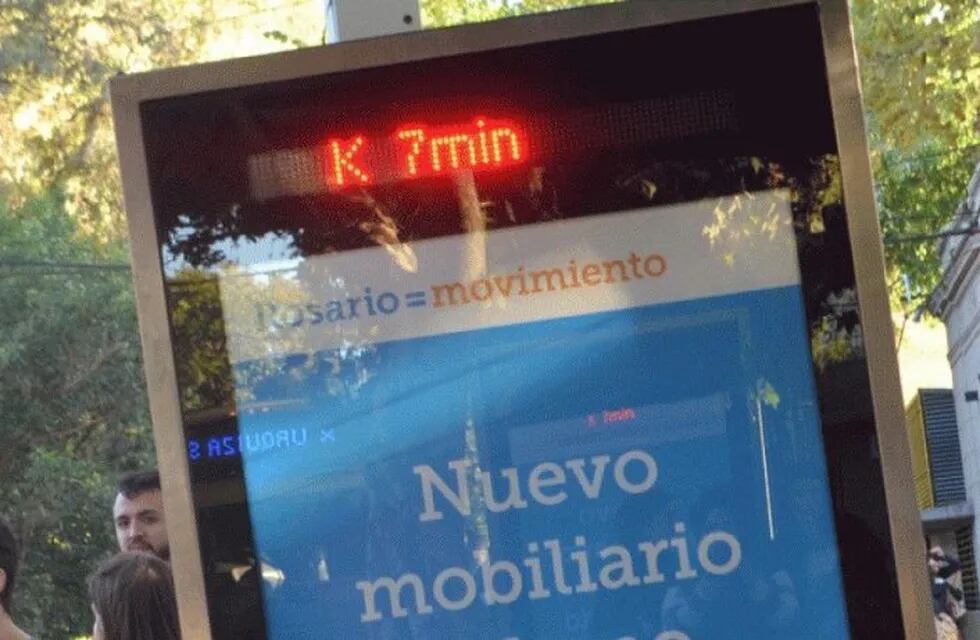 La información sobre el Transporte Urbano de Pasajeros (TUP) seguía disponible por las vías restantes. (Prensa Municipalidad de Rosario)