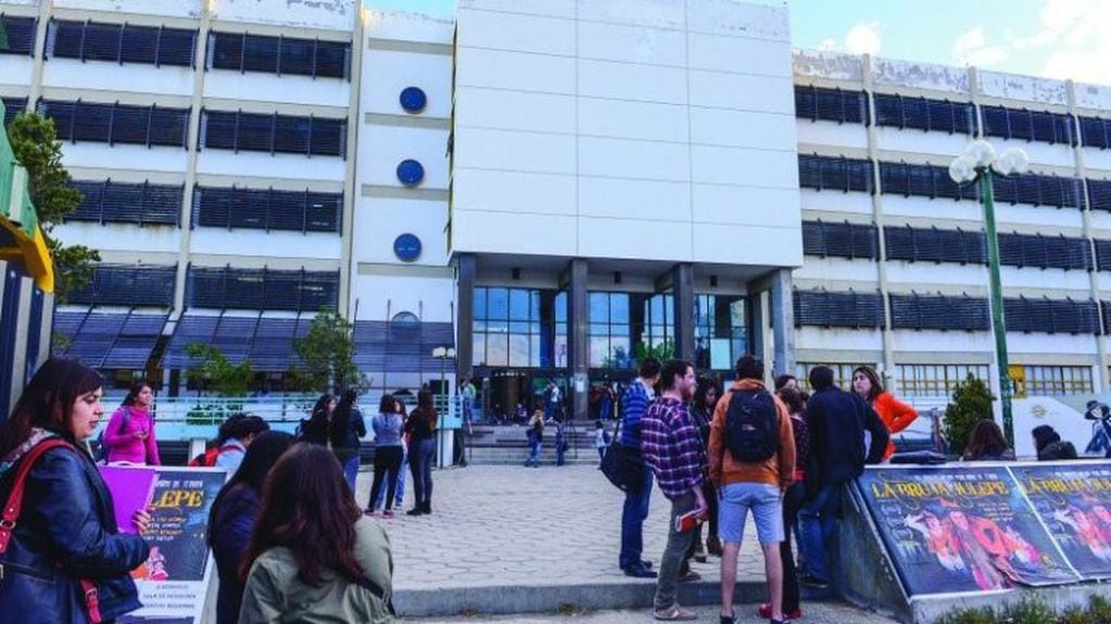 Universidad Nacional de la Patagonia San Juan Bosco