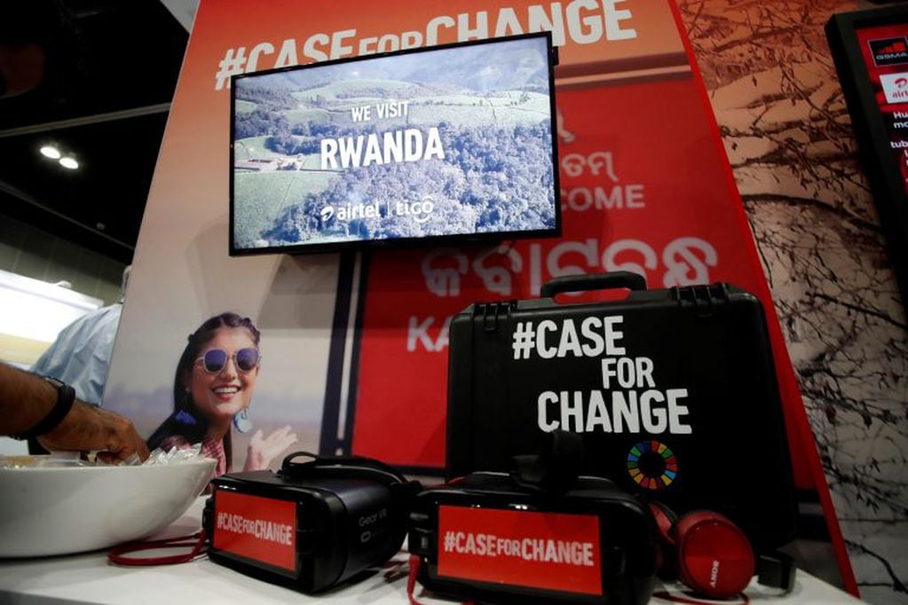 La pantalla de la organización Case for Change muestra cómo la tecnología puede ayudar a comunidades desfavorecidas de todo el mundo