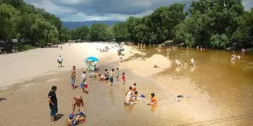 Río Mina Clavero
