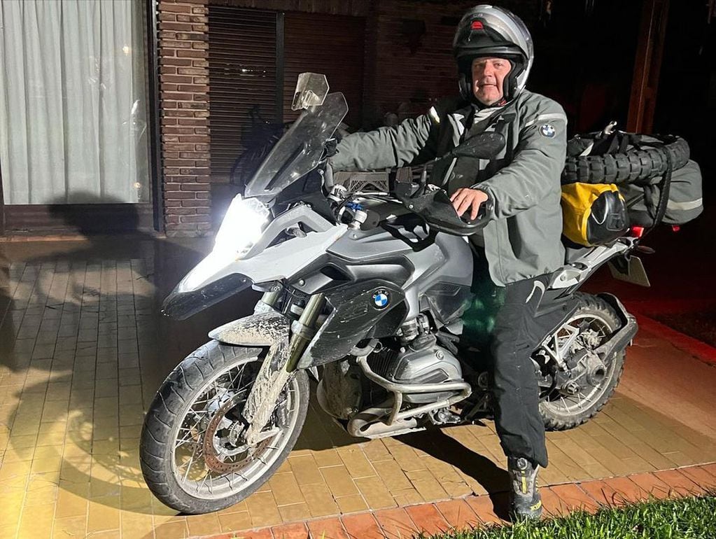 El empresario se mostraba con su moto en sus redes sociales.