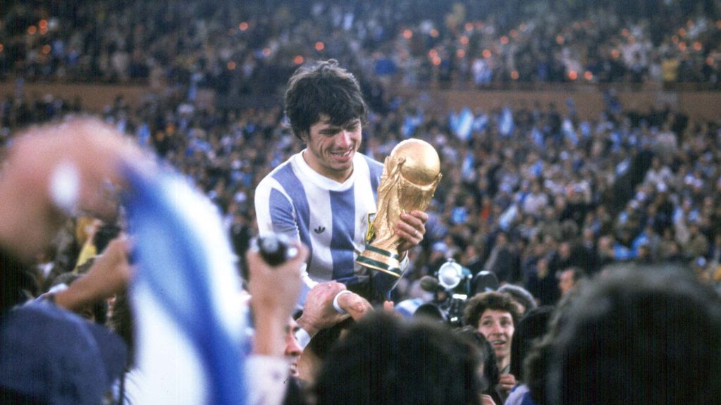 Daniel Passarella levantó la Copa del Mundo en 1978 y fue parte del plantel del Mundial 1986. 