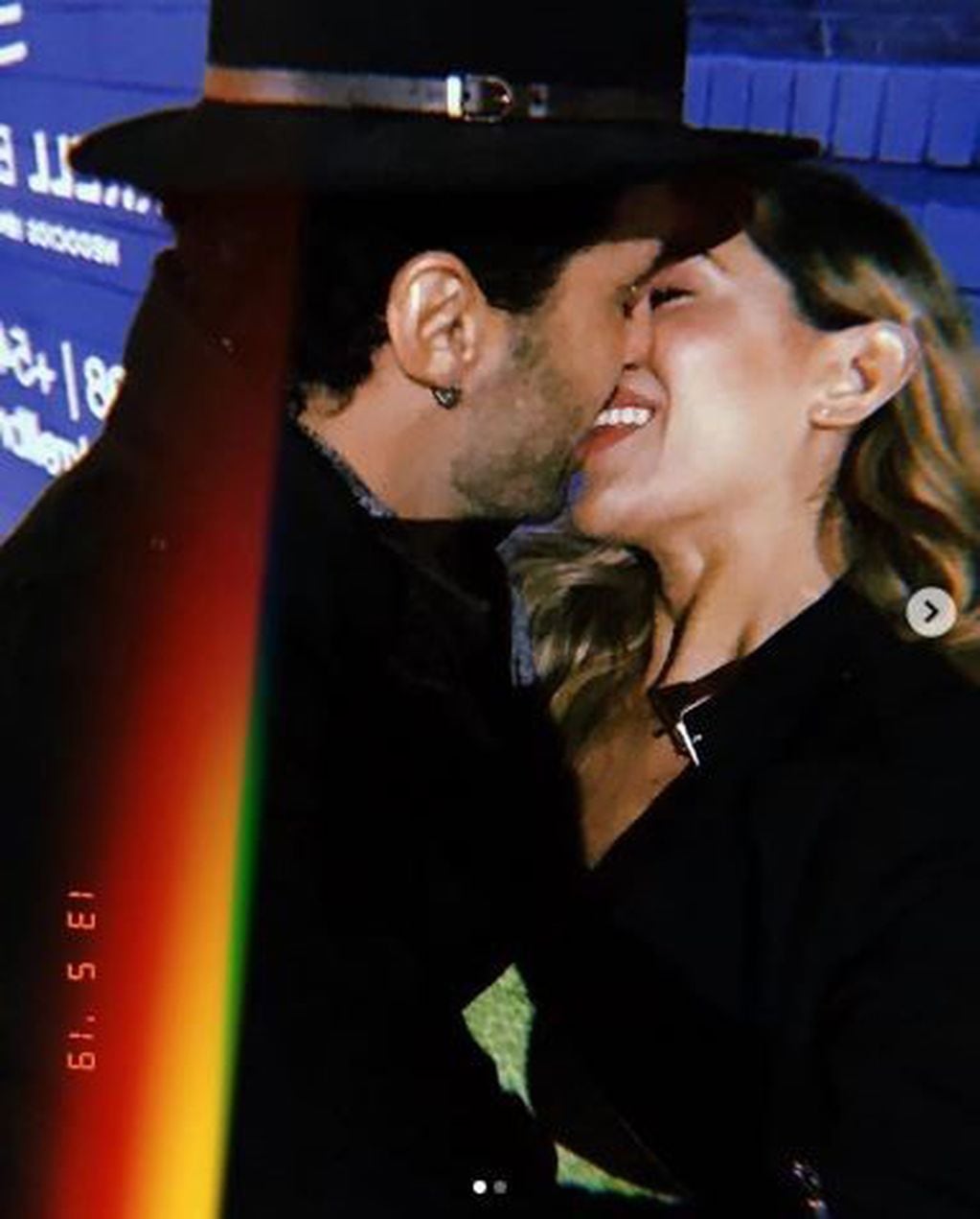 Jimena Barón y Mauro Caiazza sellaron su amor con un beso para celebrar su aniversario y ella le hizo una propuesta picante (Instagram/ maurocaiazza)