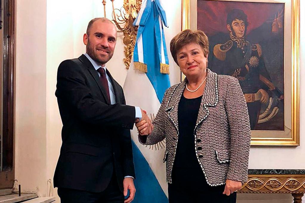 Guzmán con Georgieva, presidenta del FMI. (Foto: Twitter)