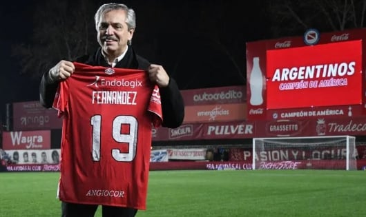 Argentinos Juniors emitió un comunicado tras conocerse la denuncia por violencia contra Alberto Fernández