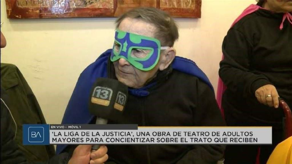 Los abuelos de la Residencia Eva Duarte de Perón se pusieron capa y antifaz.