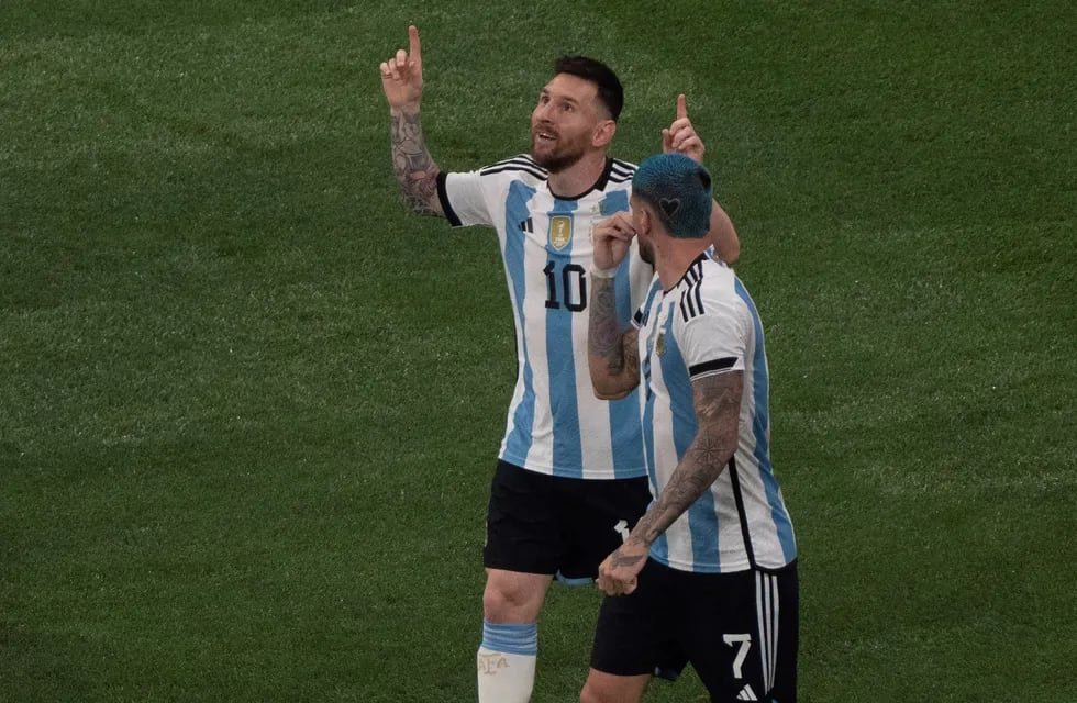 Lionel Messi metió un golazo para poner el 1-0 de Argentina ante Australia, en amistoso en China. (AP)