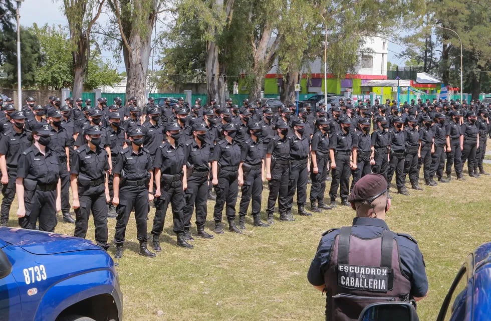 Incorporación de 200 nuevos agentes a Rosario (Gobierno de Santa Fe)