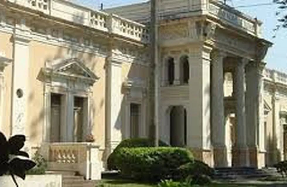 Universidad Nacional de Tucumán (web)