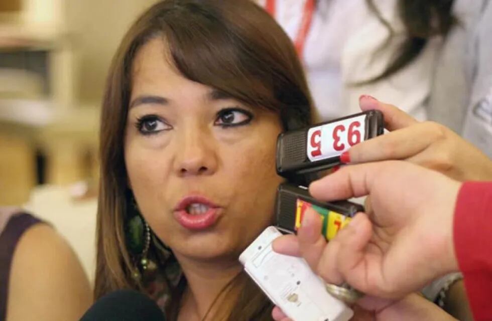 Sandra Manzone dijo que cree que Macri no vendrá a la provincia para el 9 de Julio.