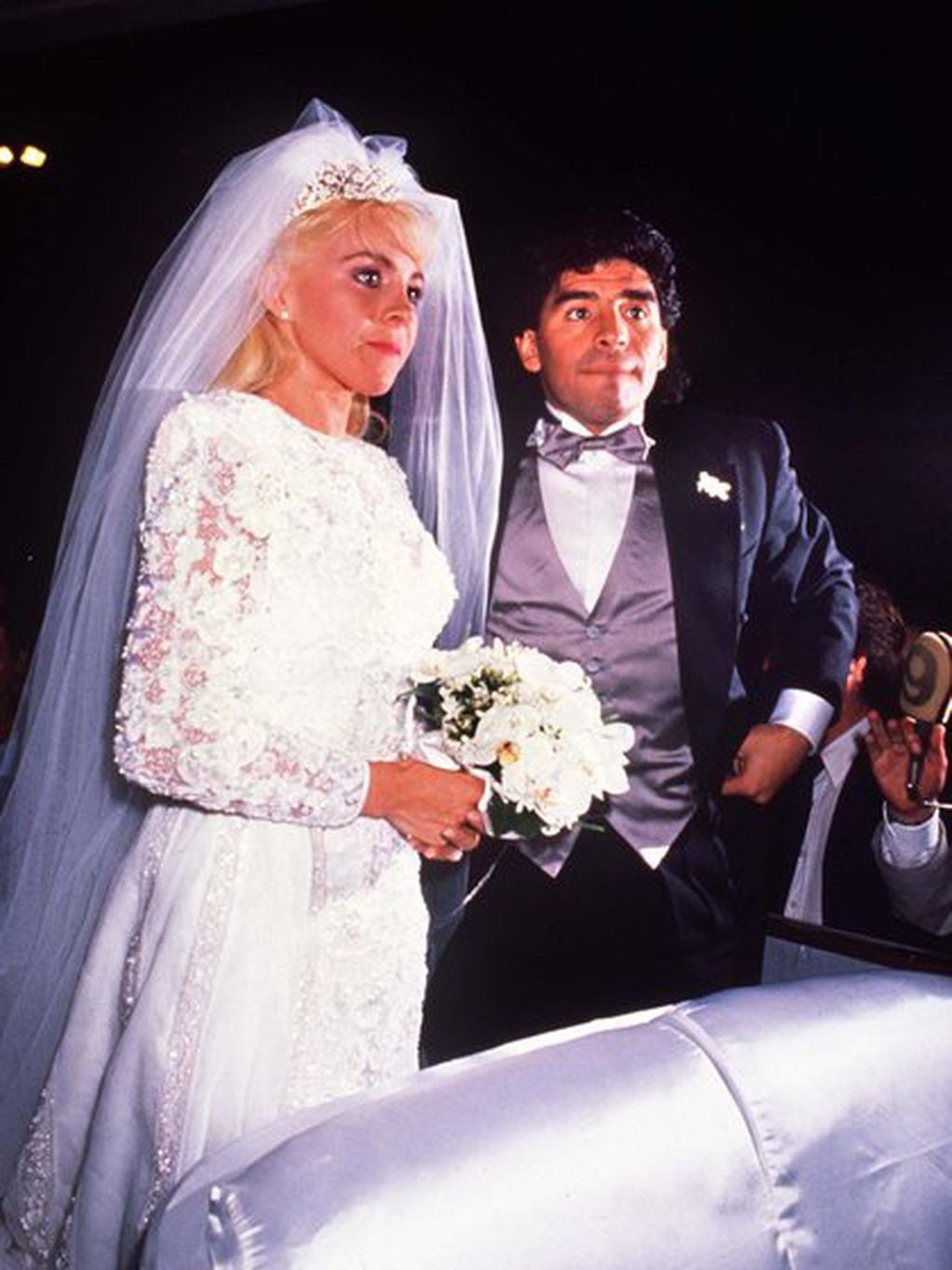 El modelo de casamiento para Claudia Villafañe. Elsa Serrano también se encargó de vestir a Diego Maradona.