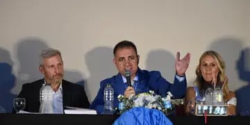 Mauricio Davico juró como intendente de Gualeguaychú