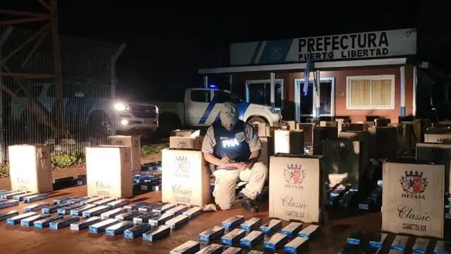 Secuestran millonario cargamento de cigarrillos de contrabando en Puerto Libertad