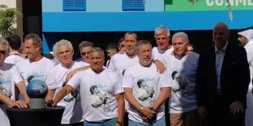 Homenaje a Diego Maradona  en Qatar con los campeones del mundo