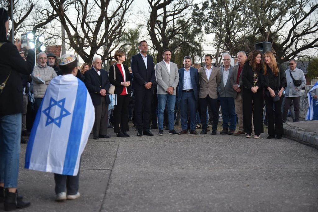 “Juntos por Israel”, marcha convocada por la Daia en barrio Urca, en la Plaza del Estado de Israel. (Facundo Luque/La Voz)