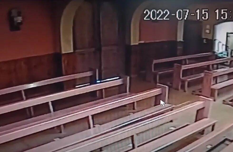 El ladrón que robó en la iglesia en Alvear fue identificado con un sistema de reconocimiento facial.