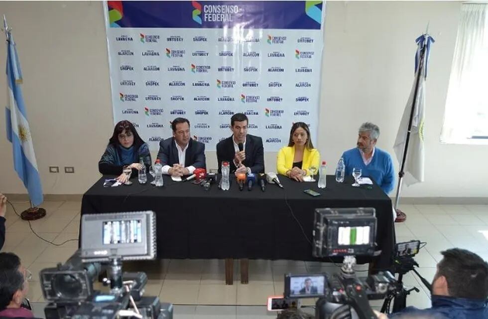 Juan Manuel Urtubey, con los medios de prensa de Jujuy