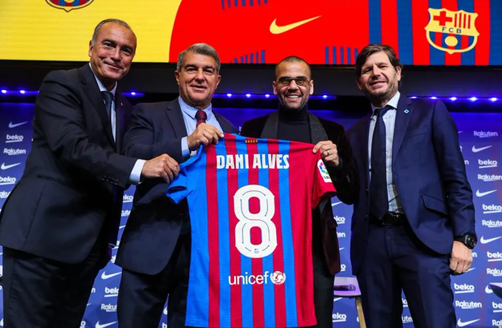 Dani Alves regresa a Barcelona para ser el nuevo refuerzo del conjunto culé (Foto: FC Barcelona)