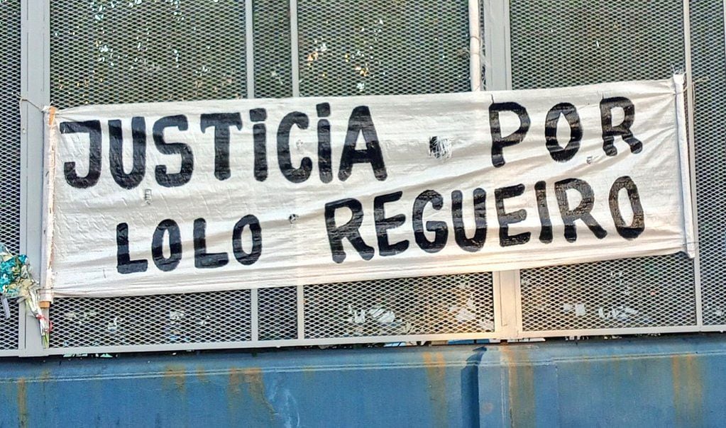 La sociedad pide justicia por Lolo Regueiro.