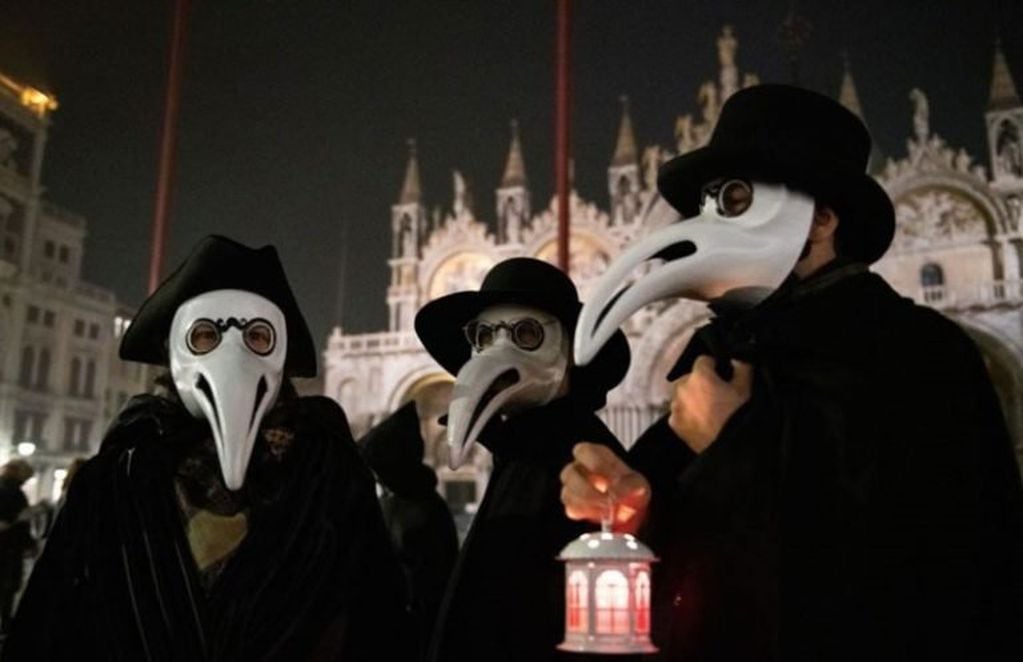 Máscaras contra la peste (Web)