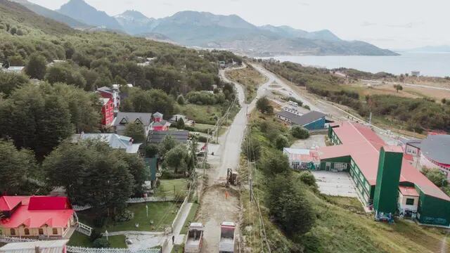 Obras de pavimentación en el Barrio Ecológico, Ushuaia.