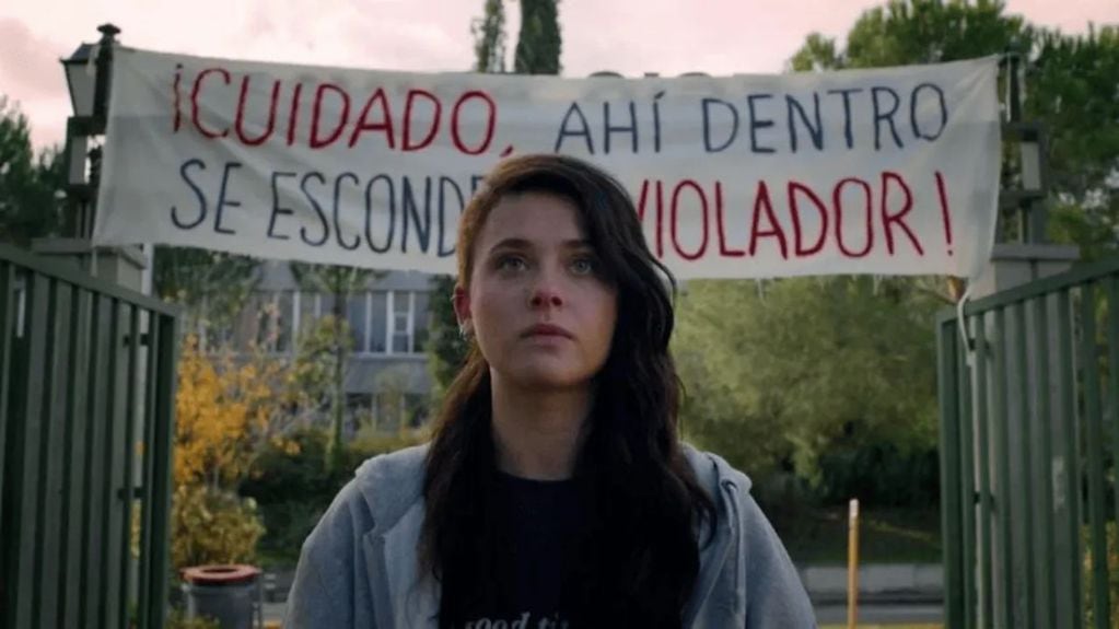 La pancarta escrita y publicada por Alma, la protagonista de "Ni una más"; la nueva serie de Netflix.
