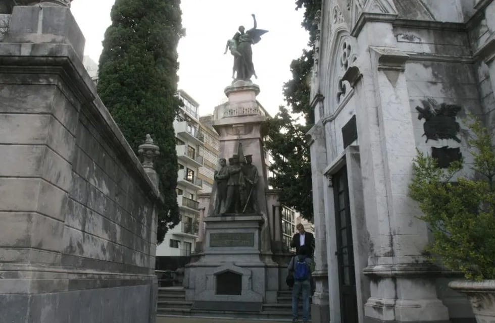 El Cementerio de la Recoleta ofrecerá dos recorridos.