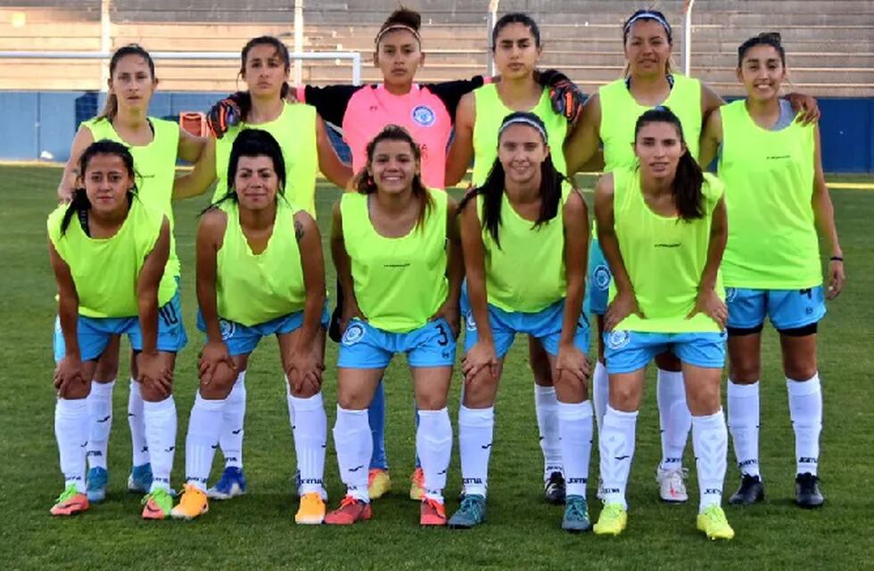 La selección femenina Mayor de Mendoza igualó 2-2 en el amistoso disputado en San Luis ante el representativo local.