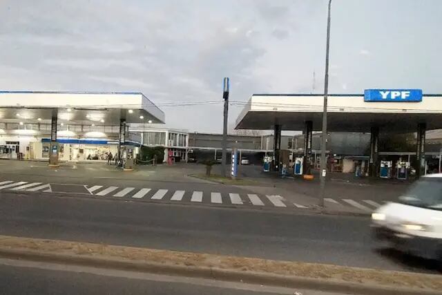 Estación de servicio en Rosario