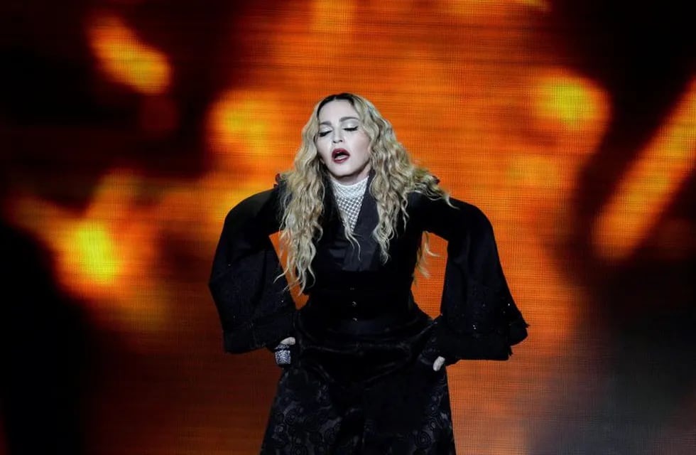 Madonna sorprendió a sus seguidores con una foto al borde de la censura. (EFE)