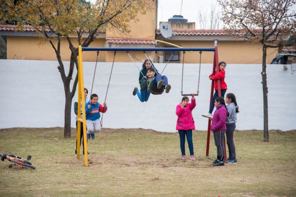 Renuevan la Plaza del Barrio Córdoba, Alta Gracia