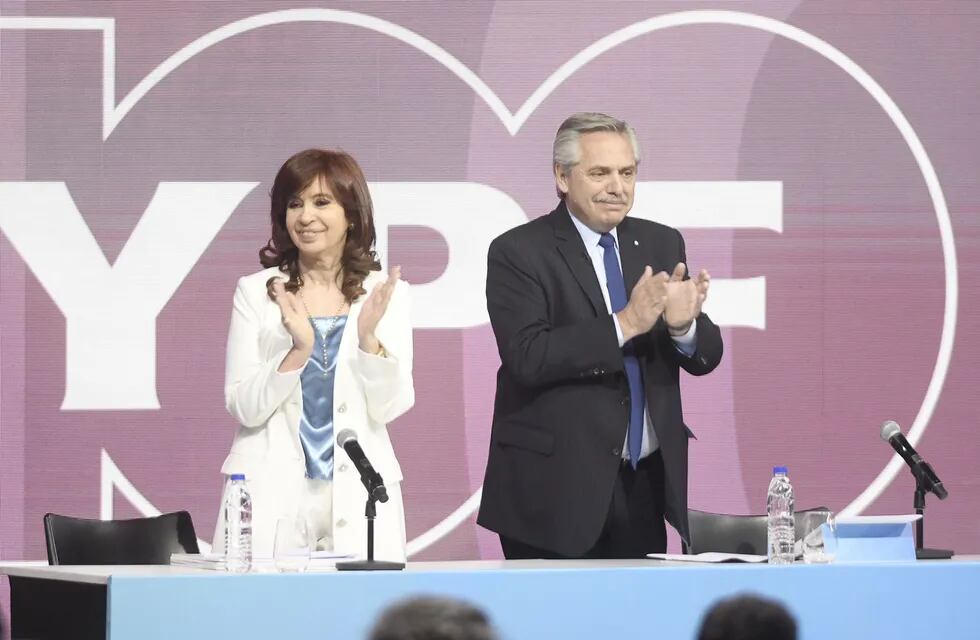 El presidente Alberto Fernández y la vicepresidenta Cristina Kirchner luego del "pacto de Olivos"