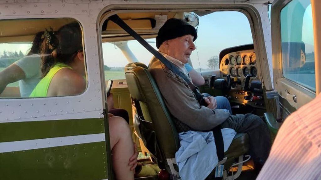 Atilio Bonetto era piloto y volvió a subir a un avión a los 94 años.
