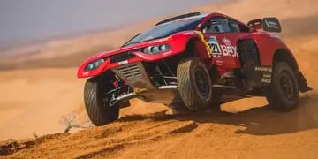 Orly Terranova dominó la Etapa 6 del Dakar 2022 con su prototipo del Bahrain Rally Xtreme.