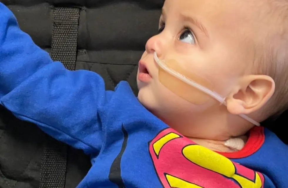 Por precaución Benja, el bebé de La Plata que lucha contra la leucemia, no puede vivir a más de 15-20 minutos del hospital.