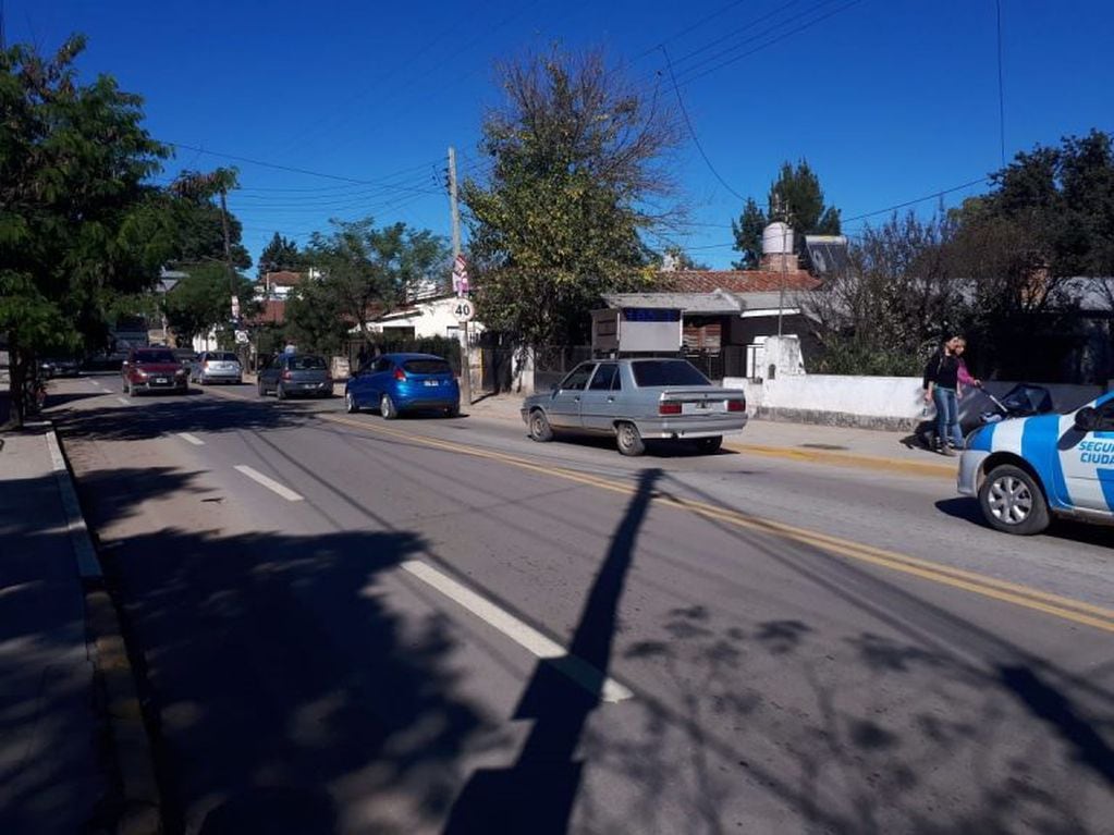 Transito en Unquillo durante las elecciones (Foto: Vía Villa Allende)