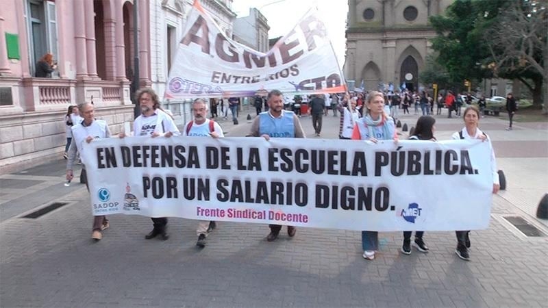 Reclamo docente en Córdoba.