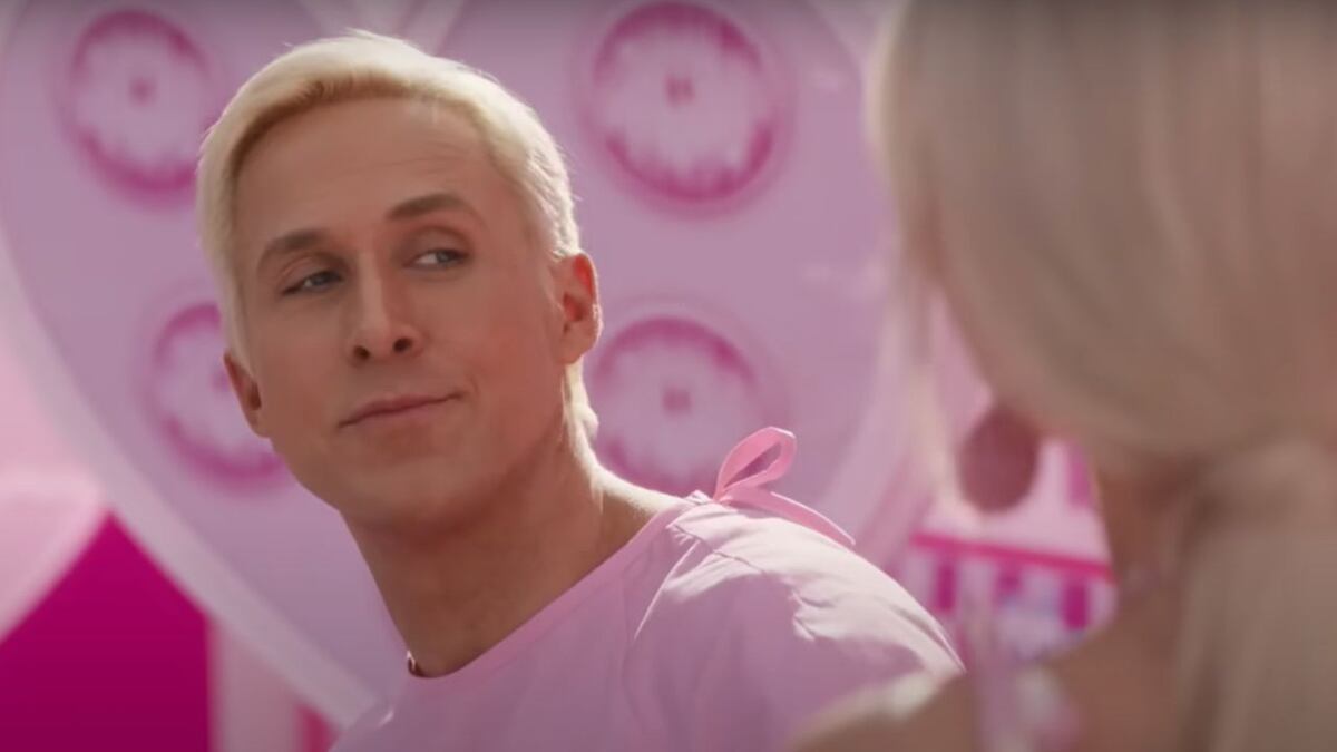 Barbie y Ken te dan consejos para matchear en una popular app de citas