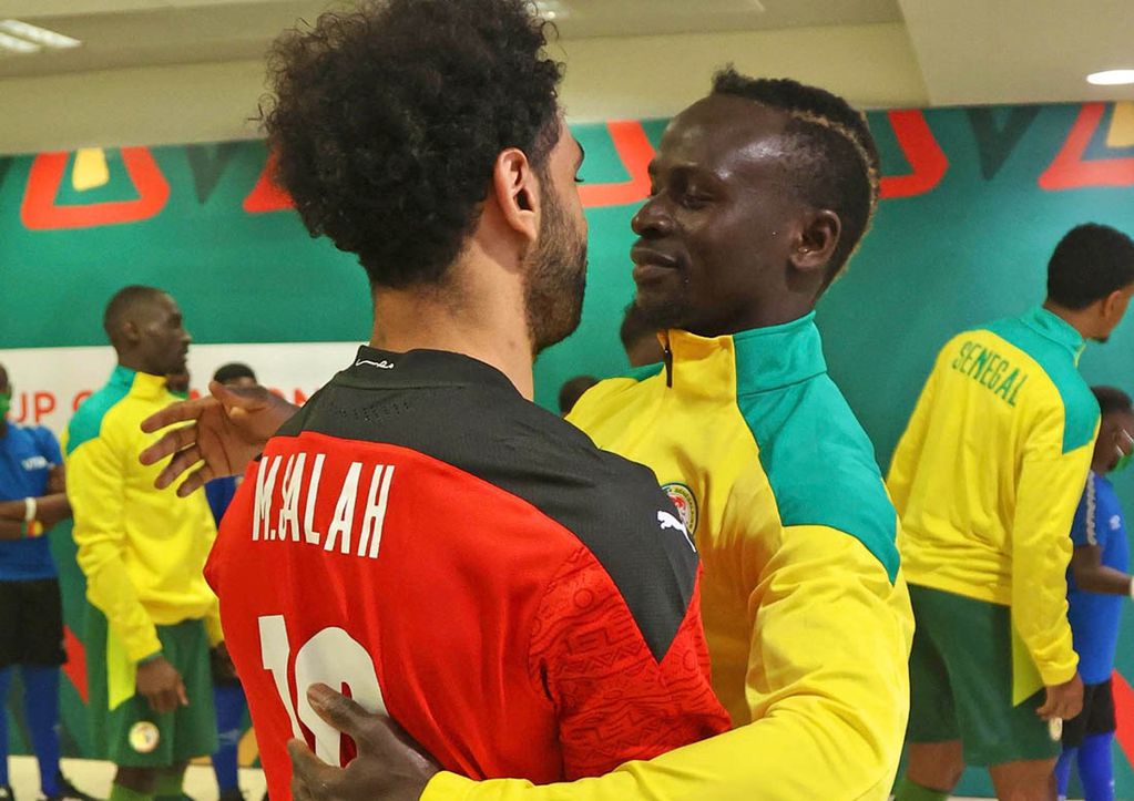 Mané volvió a ganarle la pulseada a Salah e irá al Mundial de Qatar 2022.