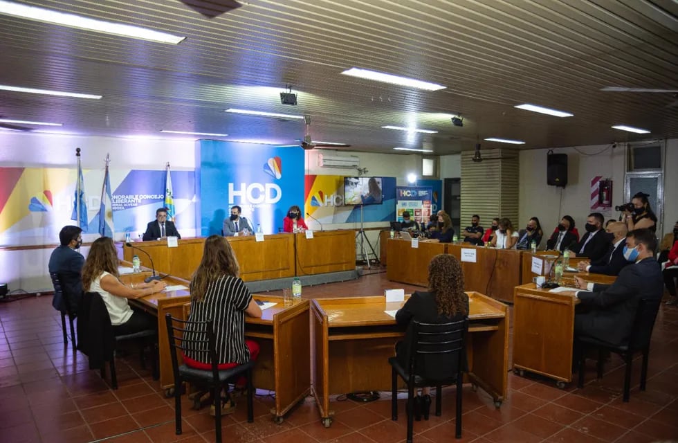 El jefe comunal alvearense dio el discurso inagural del periodo de sesiones ordinarias en el Concejo Deliberante.