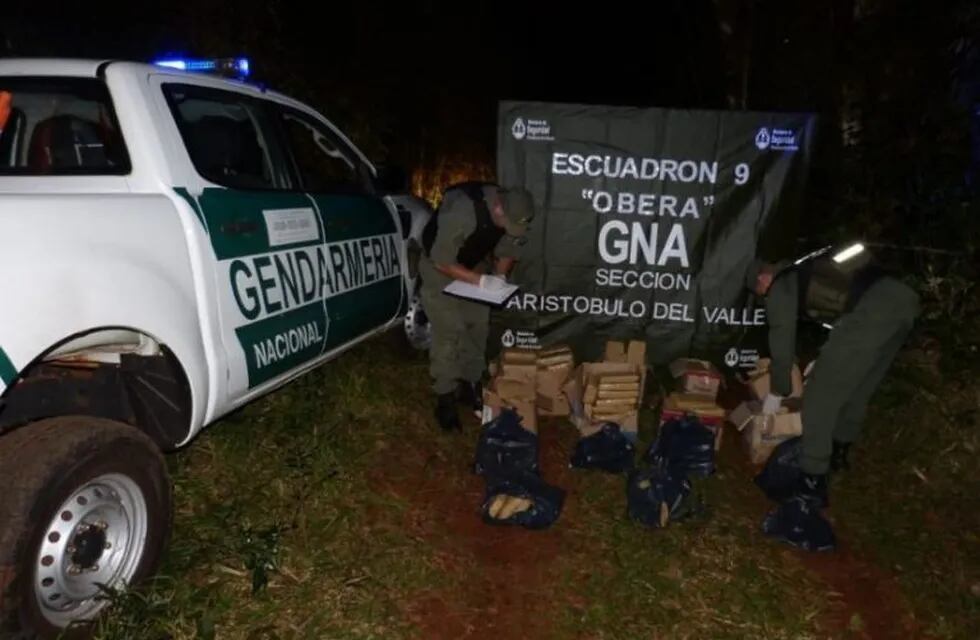 Gendarmería secuestró 143 kilos de marihuana. (Prensa Gendarmería)